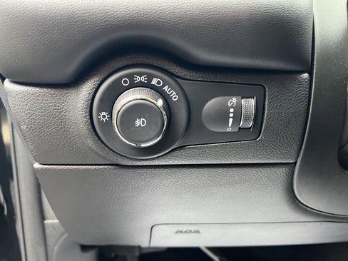 Used 2023 Dodge Durango GT image 20