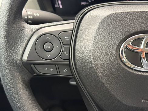 Used 2026 Toyota Corolla Cross L FWD image 25