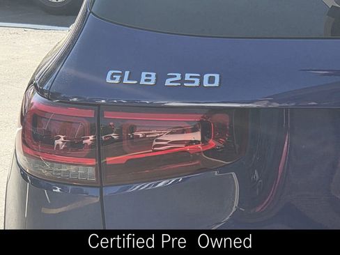 Used 2023 Mercedes-Benz GLB 250 4MATIC image 39