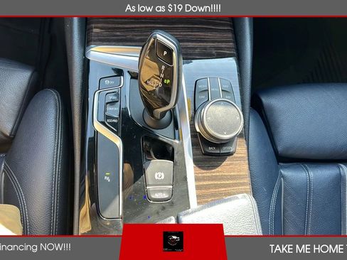 Used 2019 BMW 530i xDrive w/ Convenience Package image 17