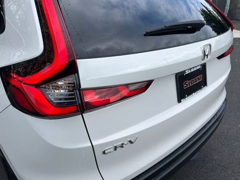 Certified 2025 Honda CR-V EX image 20