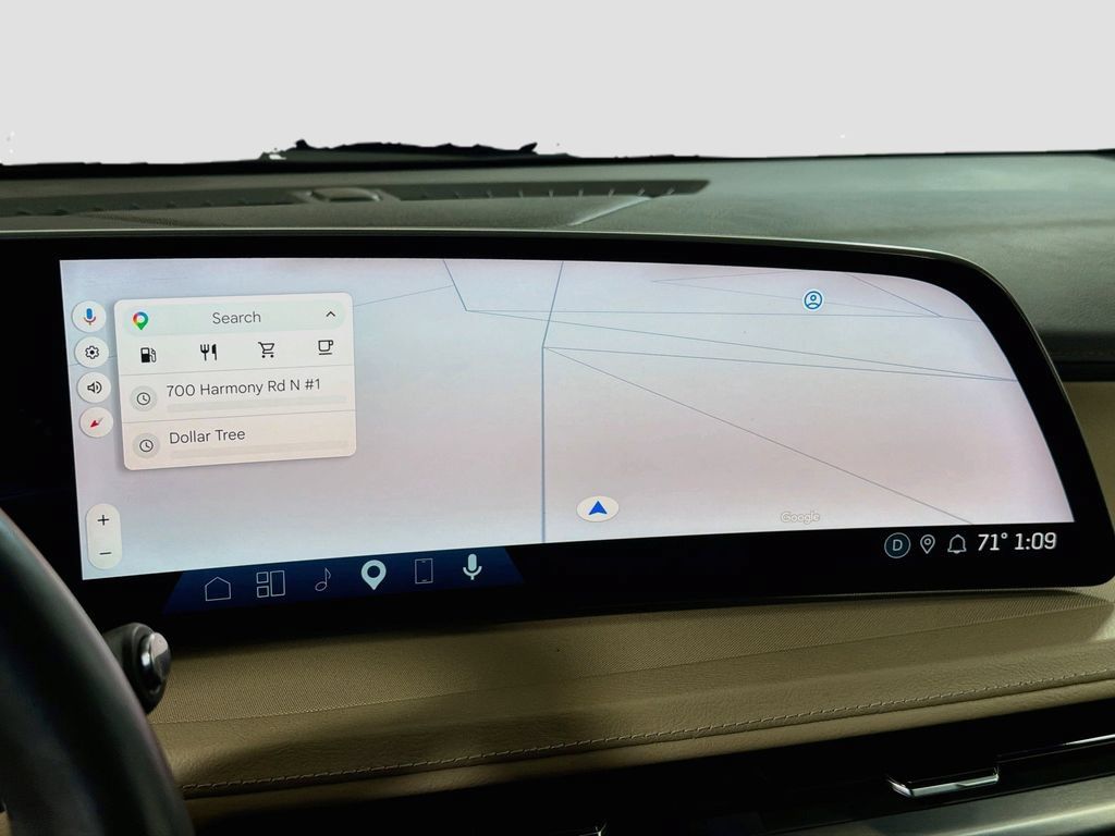 Used 2024 Cadillac XT4 Luxury AWD/4WD image 15