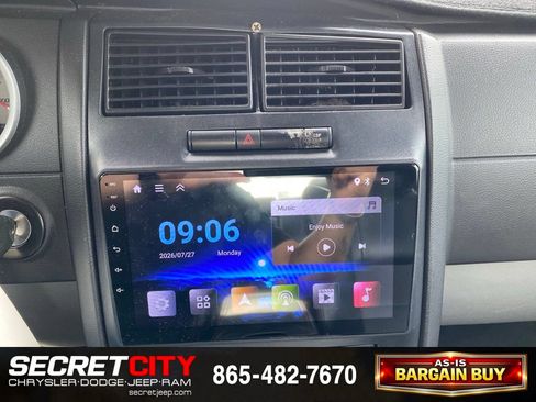 Used 2007 Dodge Charger SRT8 RWD image 16