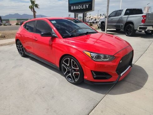Used 2022 Hyundai Veloster N FWD image 2