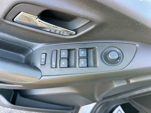 Used 2017 Chevrolet Trax LT w/ LT Convenience Package image 24