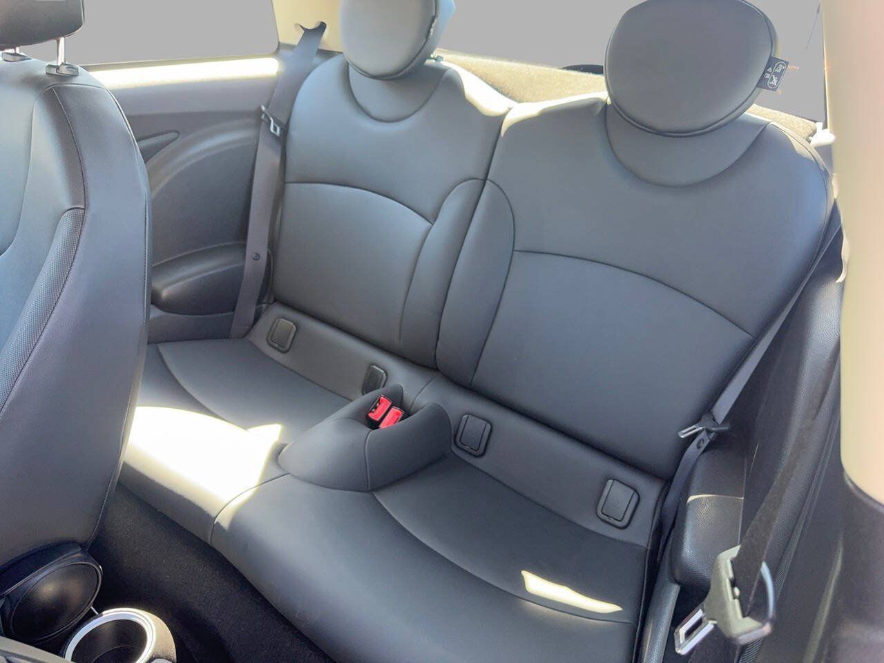 Used 2012 MINI Cooper Hardtop FWD image 16