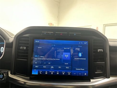 Used 2021 Ford F150 Lariat image 31