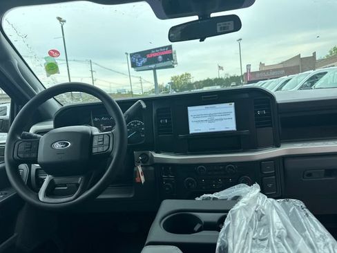 New 2026 Ford F350 XL w/ XL Chrome Package AWD/4WD image 11
