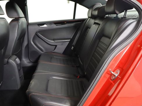 Used 2017 Volkswagen Jetta GLI FWD image 16