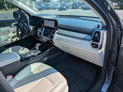 Used 2022 Kia Sorento SX image 35