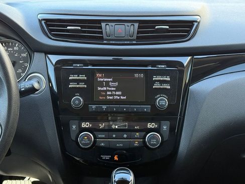 Used 2018 Nissan Rogue Sport SV image 14