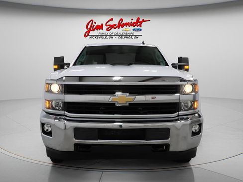 Used 2017 Chevrolet Silverado 2500 LT w/ LT Convenience Package image 3