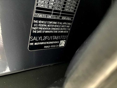 New 2026 Land Rover Range Rover Velar Dynamic SE image 12