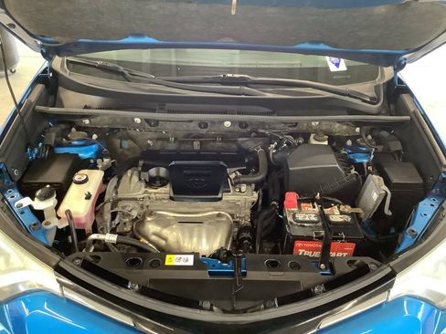 Used 2017 Toyota RAV4 LE w/ All Weather Liner Package AWD/4WD image 14