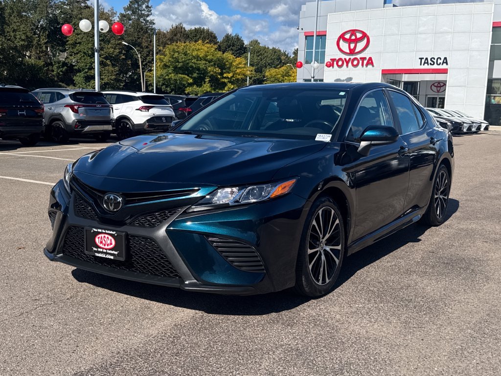 Used 2020 Toyota Camry SE FWD image 3