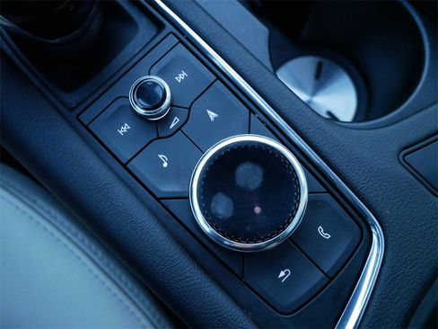 Used 2020 Cadillac XT6 Sport w/ LPO, Floor Liner Package image 23