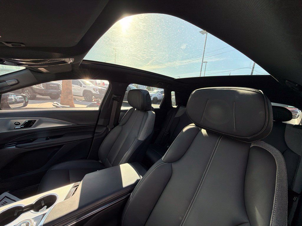 Certified 2024 Cadillac Lyriq Tech w/ Driver Assist Package RWD image 7