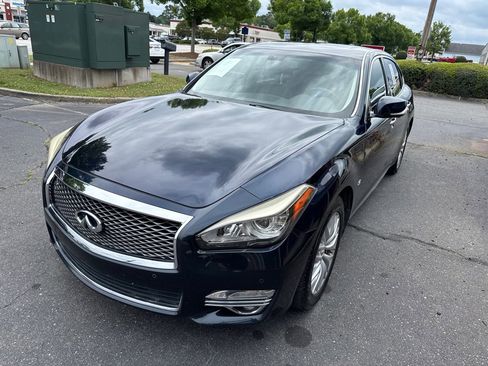 Used 2015 INFINITI Q70 L 3.7 w/ Deluxe Touring Package RWD image 1