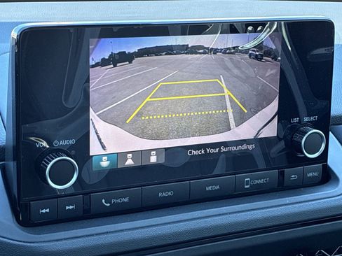 Certified 2025 Honda Accord LX image 29