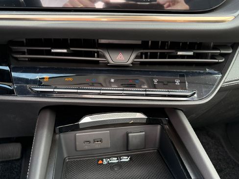 New 2026 Buick Envision Avenir AWD/4WD image 17