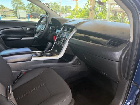 Used 2012 Ford Edge SE FWD image 16