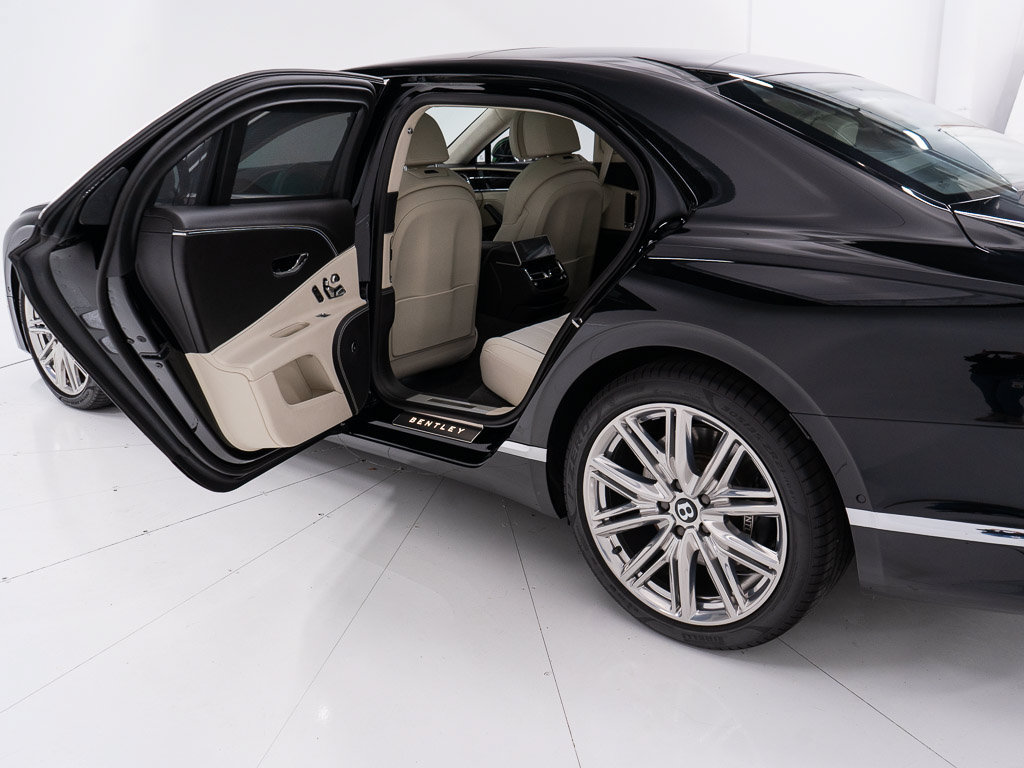 Certified 2021 Bentley Flying Spur W12 AWD/4WD image 20