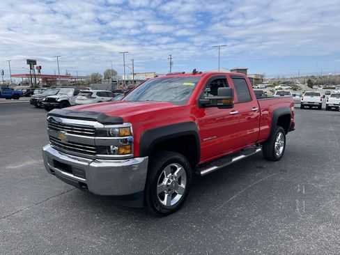Used 2018 Chevrolet Silverado 2500 W/T image 1