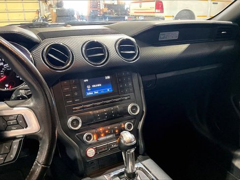 Used 2016 Ford Mustang V6 w/ Equipment Group 051A image 6
