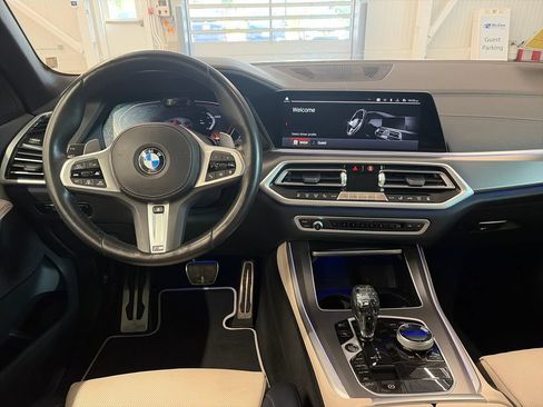 Used 2022 BMW X5 xDrive40i w/ M Sport Package AWD/4WD image 12