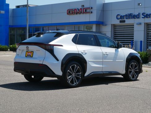 Used 2023 Toyota bZ4X AWD w/ Weather Package image 7