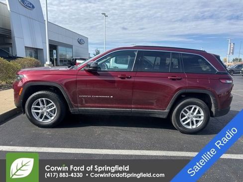 Used 2025 Jeep Grand Cherokee Laredo X w/ Luxury Tech Group I image 4