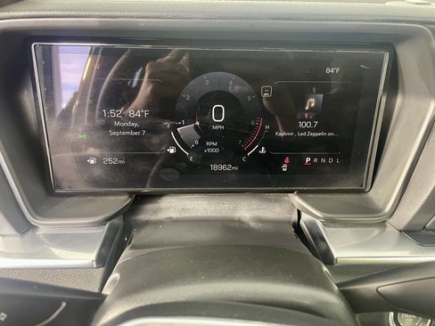 Used 2026 GMC Terrain Elevation FWD image 16