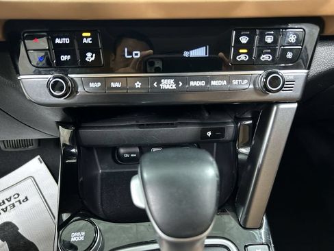 Used 2024 Kia Seltos EX AWD/4WD image 17