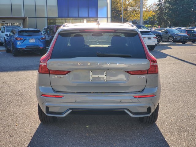 Used 2025 Volvo XC60 T8 Plus w/ Protection Package Premier AWD/4WD image 5