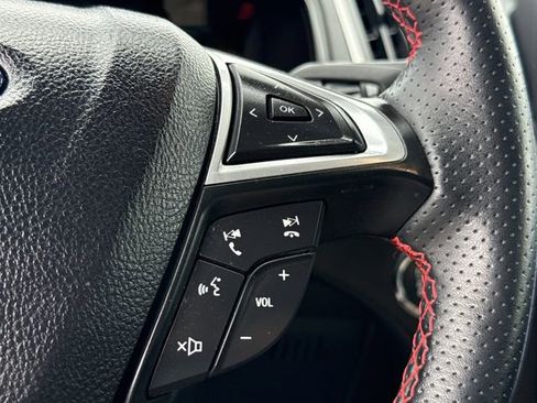 Used 2024 Ford Edge ST-Line image 34