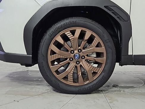 Used 2025 Subaru Forester Sport image 5