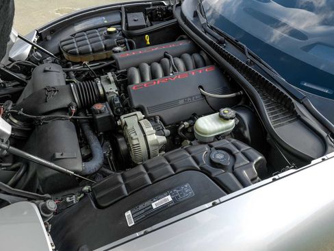 Used 2000 Chevrolet Corvette w/ Memory Pkg image 43