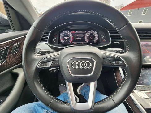 Used 2019 Audi Q8 Premium Plus w/ Premium Plus AWD/4WD image 21