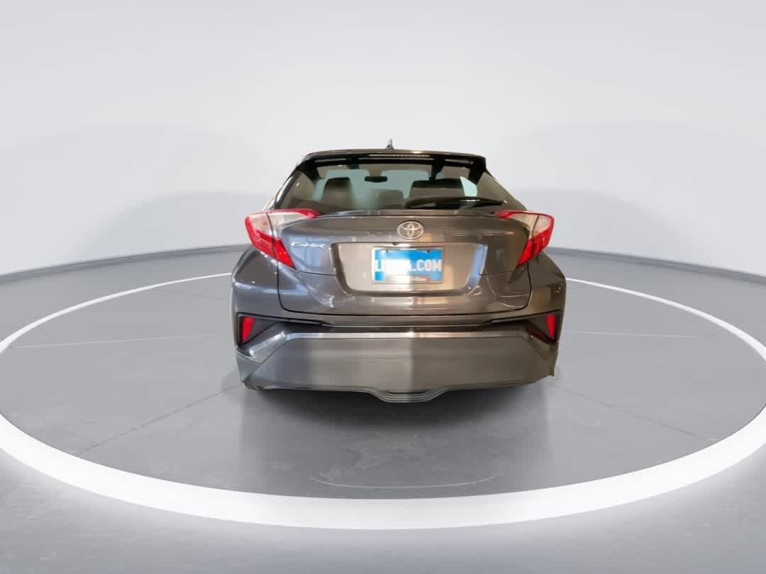 Used 2018 Toyota C-HR XLE FWD image 7