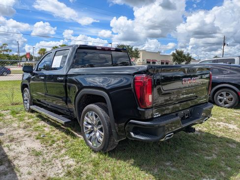 Used 2025 GMC Sierra 1500 Denali w/ Denali Reserve Package AWD/4WD image 6