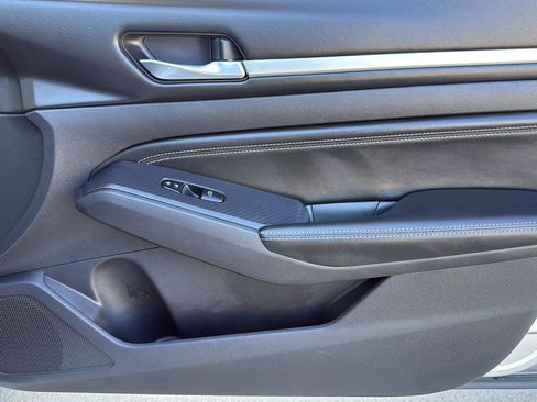 Used 2019 Nissan Altima 2.5 SV image 34