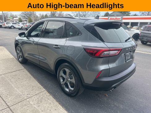 Used 2025 Ford Escape ST-Line FWD image 4