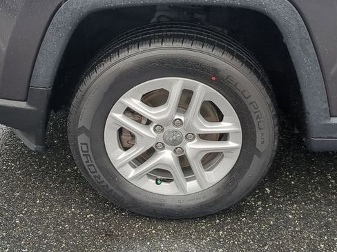 Used 2020 Jeep Compass Sport image 12