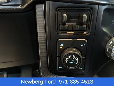 Used 2024 Ford F150 Platinum w/ FX4 Off-Road Package AWD/4WD image 26