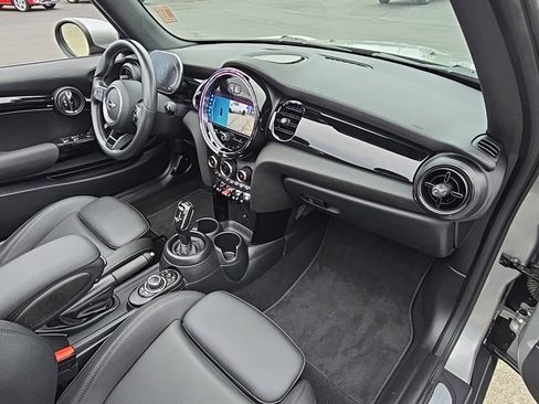 Used 2024 MINI Cooper S image 28