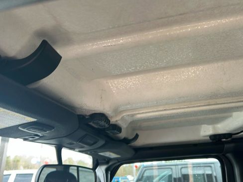 Used 2021 Jeep Wrangler Unlimited Sport S image 16