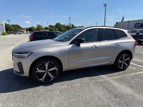Used 2023 Volvo XC60 B5 Ultimate w/ Climate Package AWD/4WD image 5