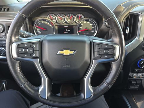 Used 2021 Chevrolet Silverado 1500 LTZ w/ LTZ Premium Package AWD/4WD image 16