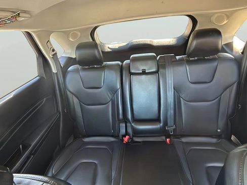 Used 2017 Ford Edge Titanium AWD/4WD image 25