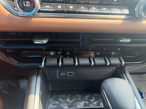 New 2026 GMC Canyon AT4 AWD/4WD image 23